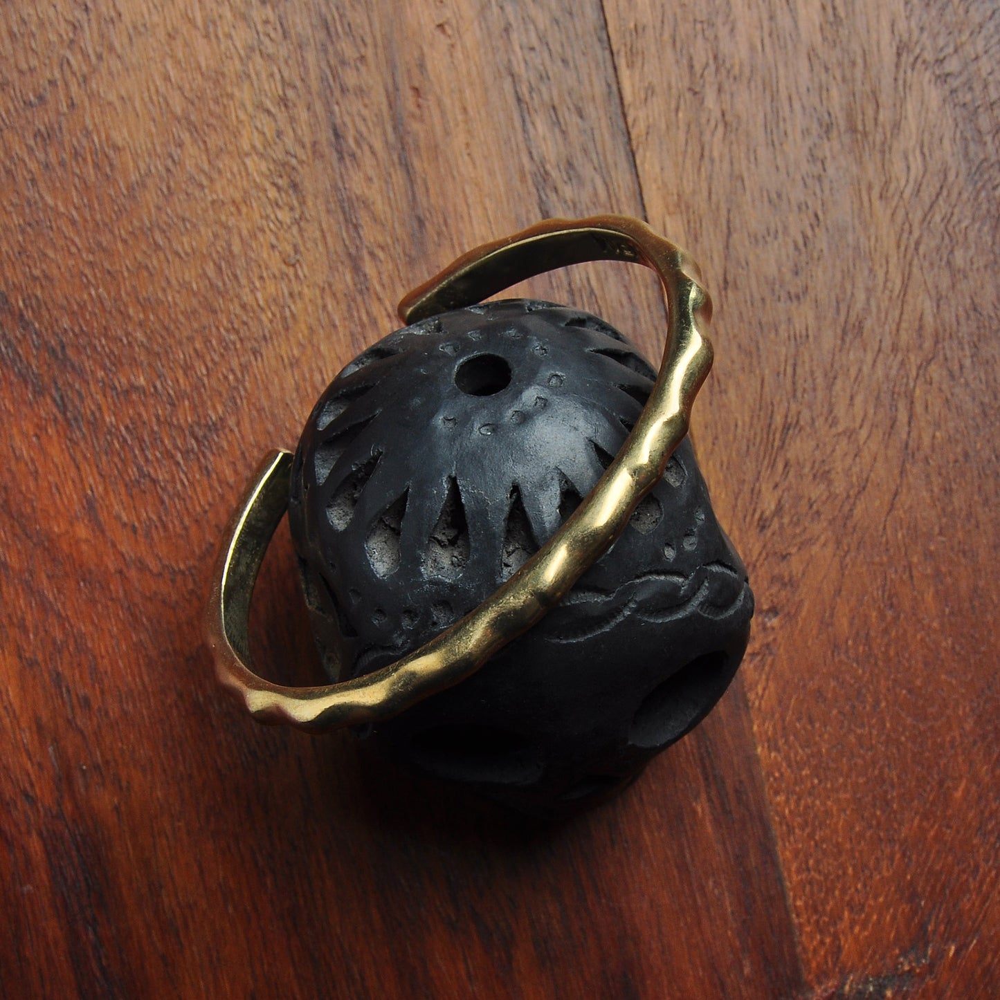 HRM 1707 BR8 Thin Brass Bracelet