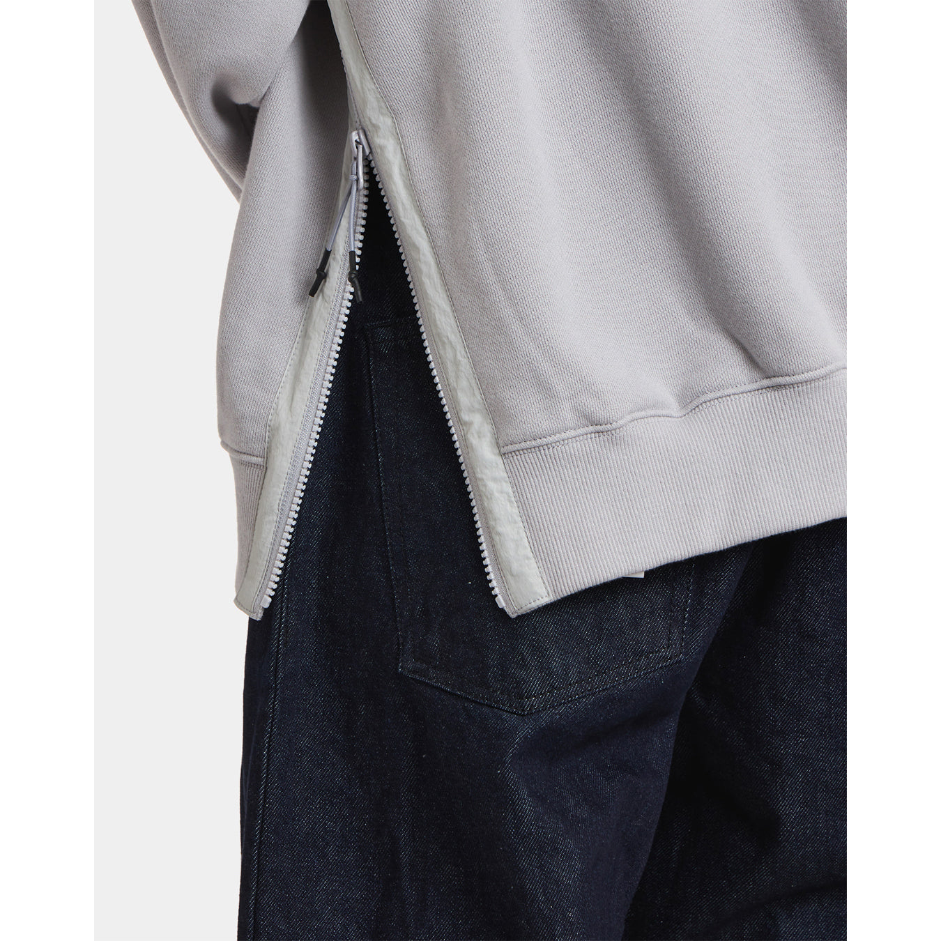 UNAFFECTED UN-FW21CS05 OVERSIZED SWEATSHIRT- MISTY PURPLE