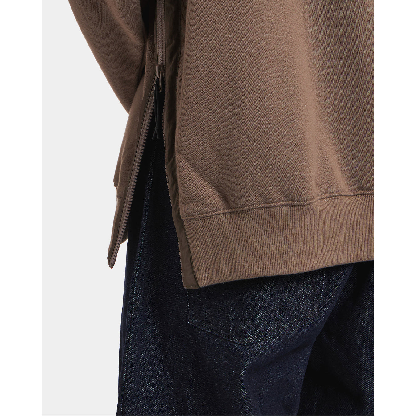 UNAFFECTED UN-FW21CS05 OVERSIZED SWEATSHIRT- WALNUT BROWN