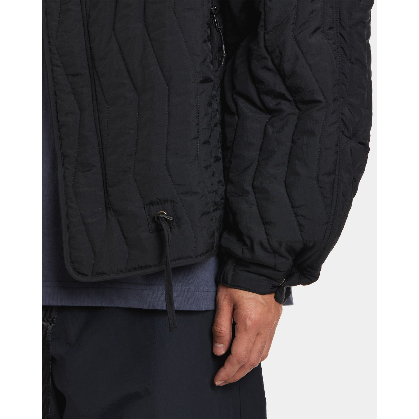UNAFFECTED UN-FW21JK08 QUILTED CARDIGAN- BLACK