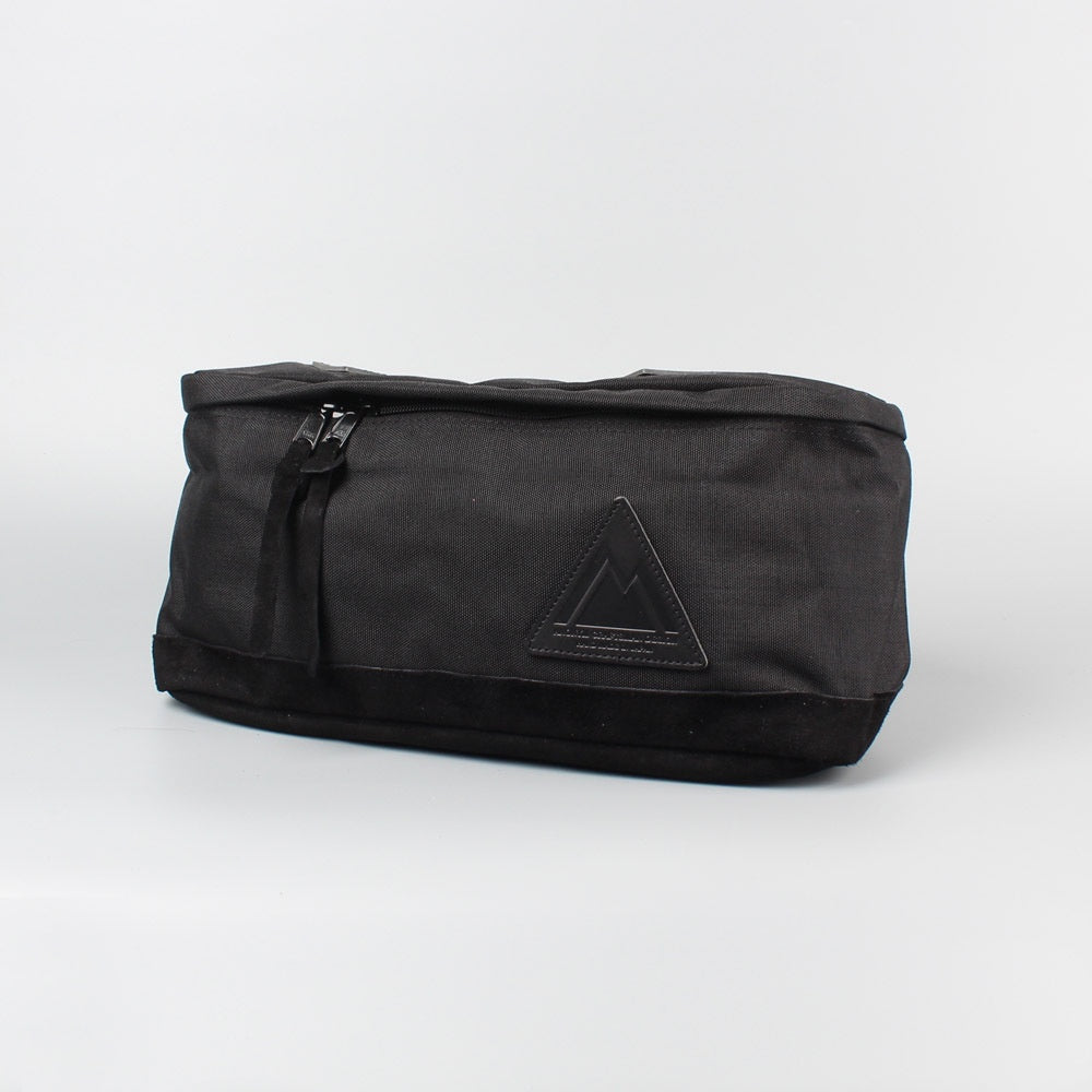 ANONYM CRAFTSMAN DESIGN Amy Bodybag