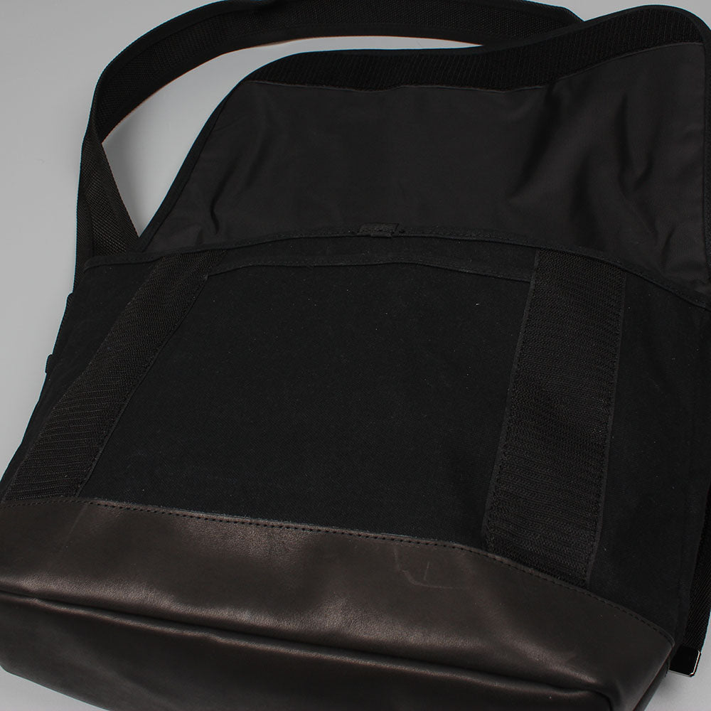 ANONYM CRAFTSMAN DESIGN NOAH SHOULDER BAG V2