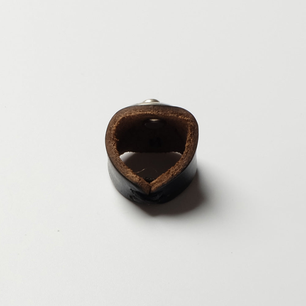 YUKETEN Leather Ring w/ Concho