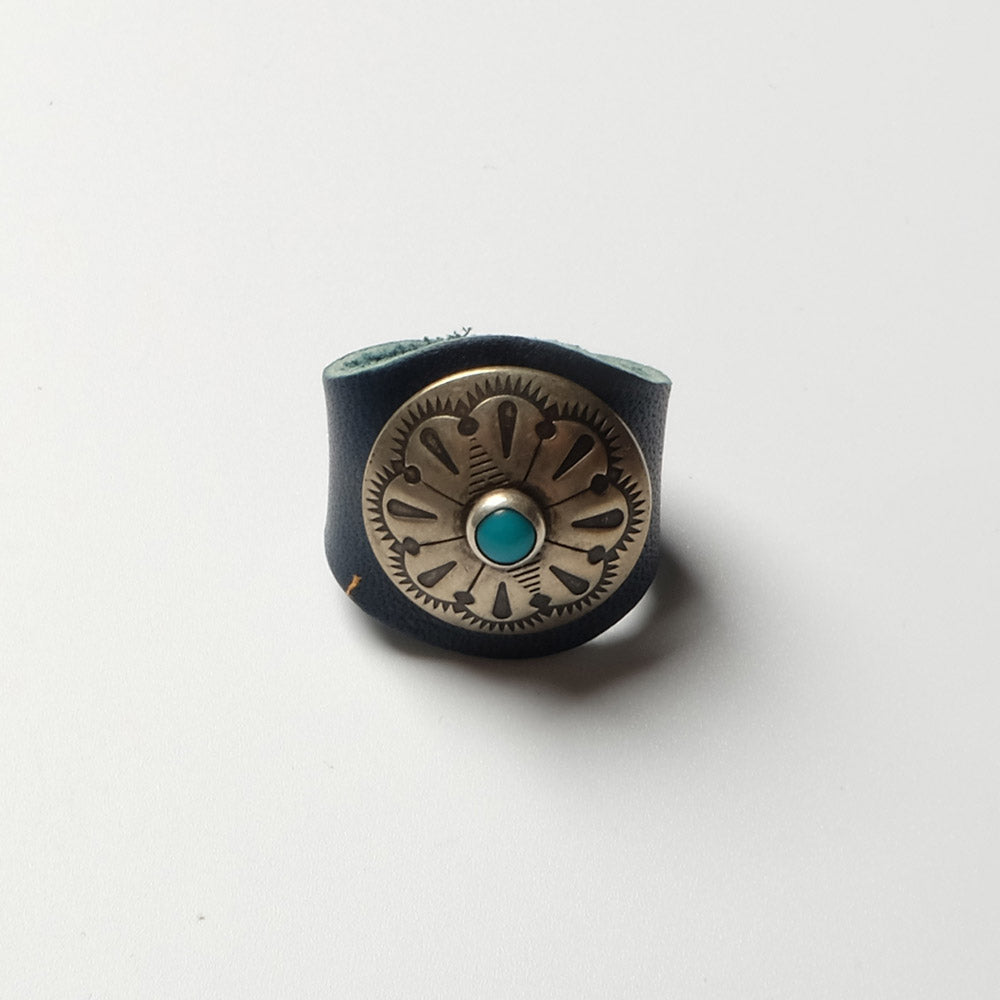 YUKETEN Leather Ring w/ Concho