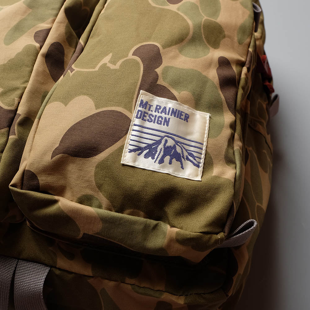 MT. RAINIER DESIGN Original Two Pocket Pack Camo