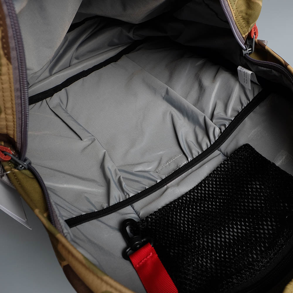 MT. RAINIER DESIGN Original Two Pocket Pack Camo