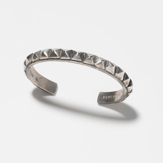 SEVESKIG Silver Bangle (Square Studded)