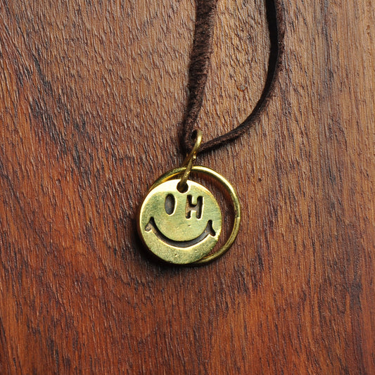 HRM 1611 N5A Smile H Glass Holder Necklace
