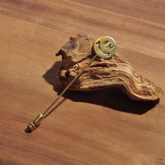 HRM 1807P1B H Smile Hat Pin