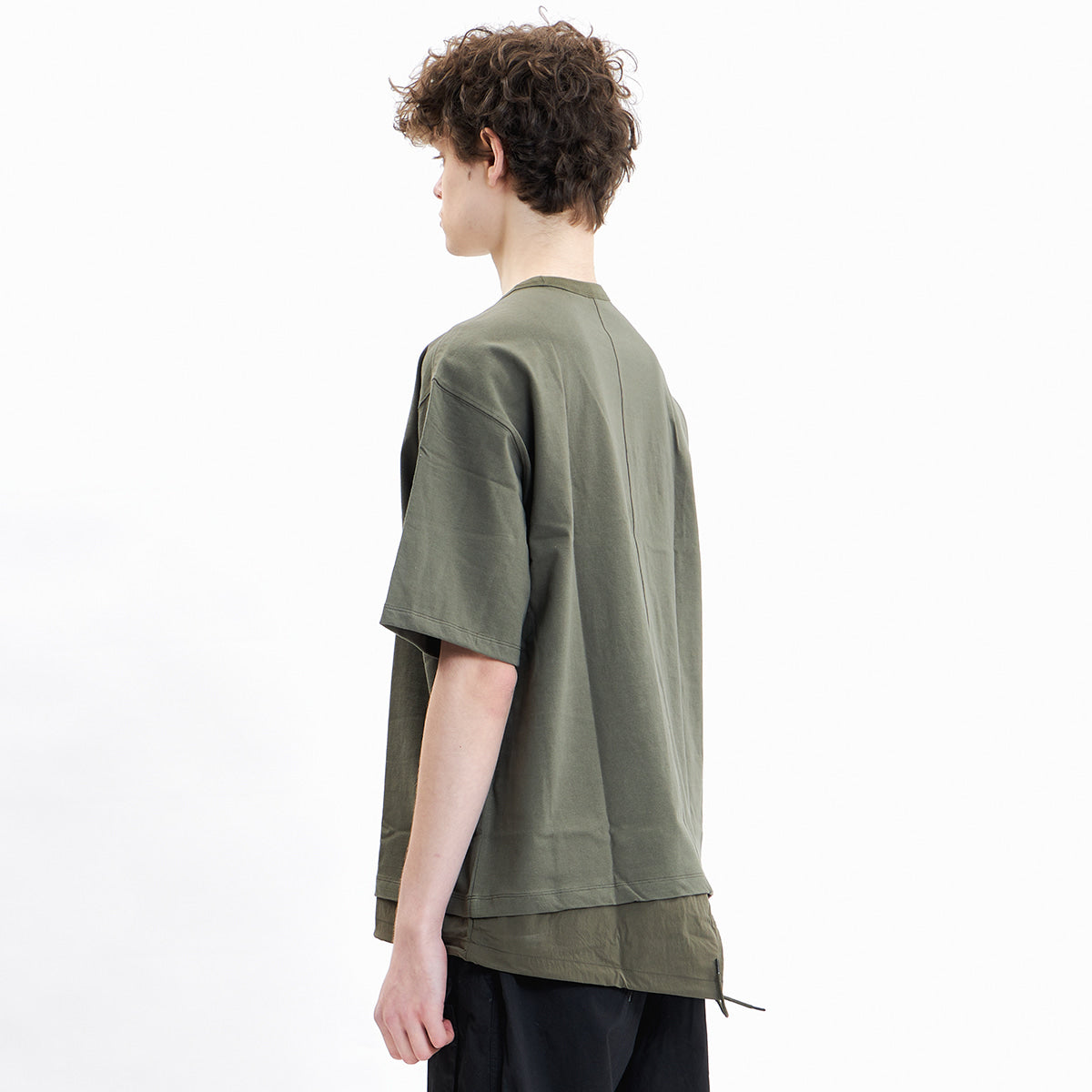 EASTLOGUE 2021SSCS03 FISHTAIL T-SHIRT - OLIVE