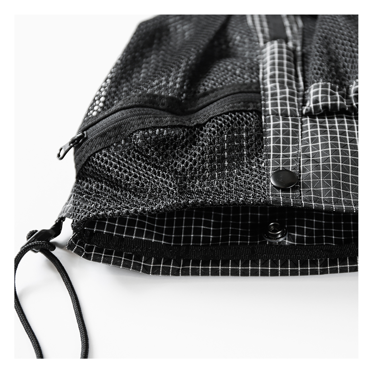 CAYL Seorak 5 Grid Mesh- Black