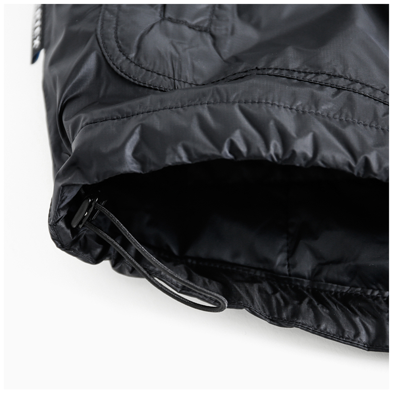 CAYL Roundneck Insulation Jacket- Black