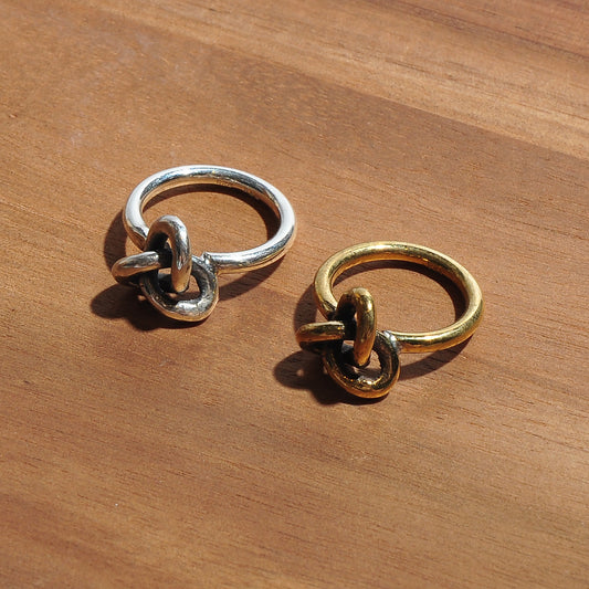 HRM 1811 R1S Gordian Knot Ring