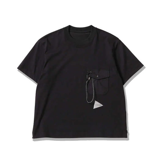 AND WANDER pocket T black