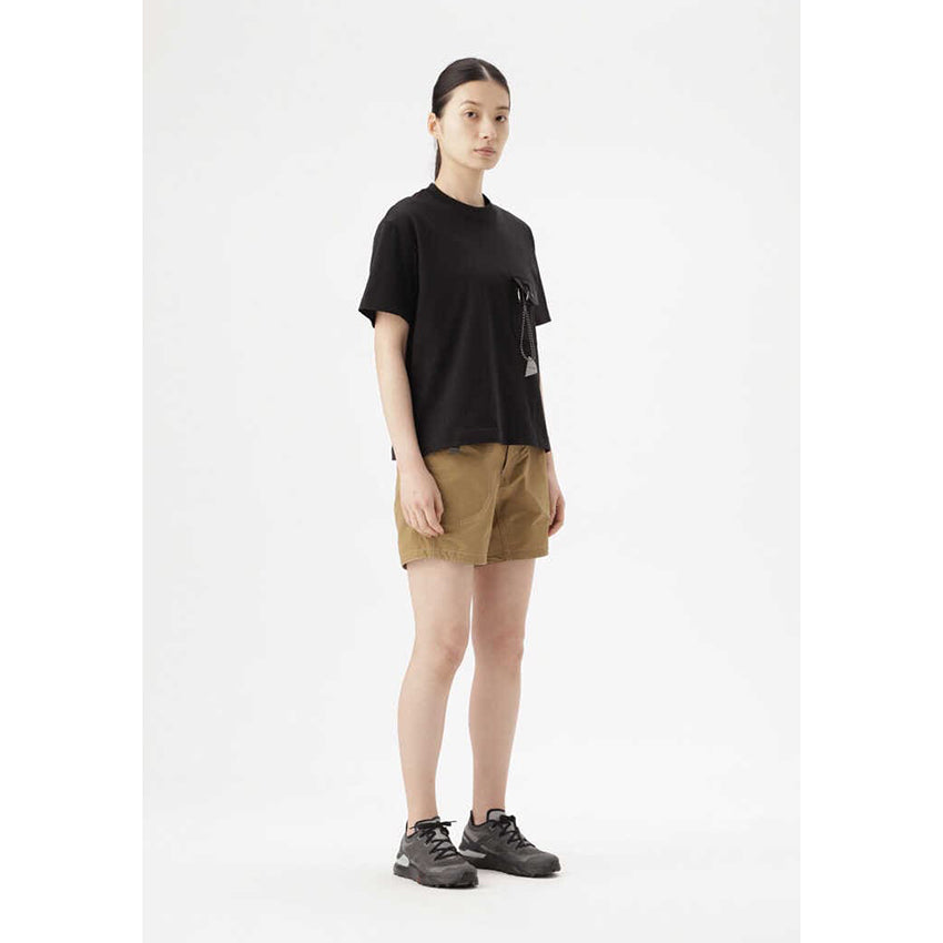 AND WANDER pocket T black